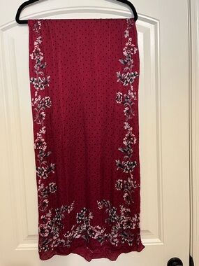 White House Black Market Scarf